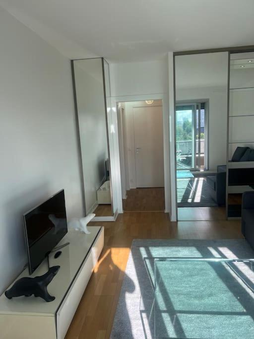 Apartamento Tour Eiffel Terrasse Vue Seine París Exterior foto